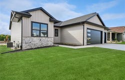 1423 Echo Ridge Lane, Marion, IA 52302