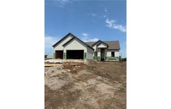 4061 Stoneview Terrace, Ottawa, KS 66067