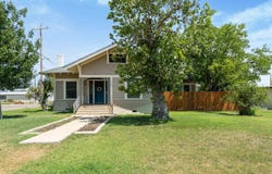 300 E 11th, Del Rio, TX 78840-3620