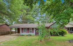 3355 Greenway Drive, Horn Lake, MS 38637