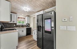 18039 S SUMMER LANE, Fraser, MI 48026-4606