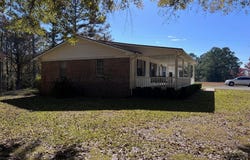 2674 N MILITARY St, Hamilton, AL 35570