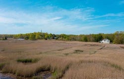 10 Groveway, Clinton, CT 06413