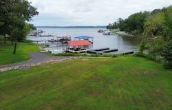 280 Poplar Dr, Buchanan, TN 38222
