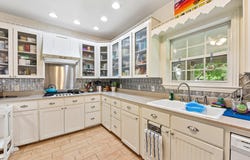 205 N Avenue E, Elgin, TX 78621