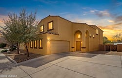 8878 E Abrams Loop, Tucson, AZ 85710