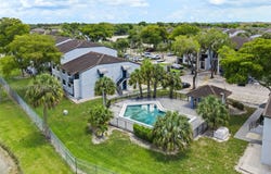7195 NW 179th St, Hialeah, FL 33015