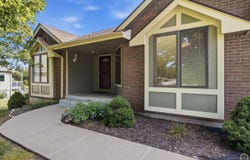 6024 SW 40th Ter, Topeka, KS 66610