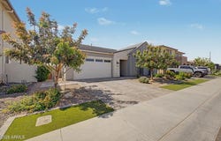 1461 E San Carlos Way, Gilbert, AZ 85298