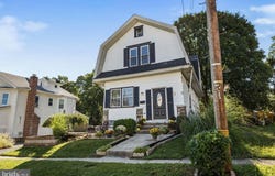 39 CLOVERDALE Avenue, UPPER DARBY, PA 19082