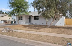 1524 W Holt Ave, El Centro, CA 92243