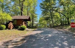 274 Oak Ridge Road, Bourbon, MO 65441