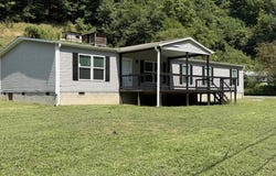 85 Nelson Branch Rd, HANOVER, WV 24839