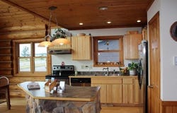 929 RAILROAD ST N, Eagle River, WI 54521
