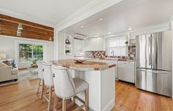 106 E McKay Street, Saline, MI 48176
