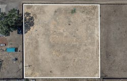 20802 Santa Clara, Middletown, CA 95461