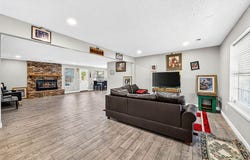 814 Orleans Drive, Rogers, AR 72758