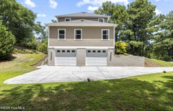 9804 Heath Place, Emerald Isle, NC 28594