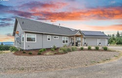 20265 SE POCO Ln, Amity, OR 97101