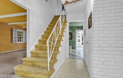 8 Avalon Lane, Aberdeen, NJ 07747