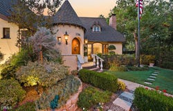 2285 E Orange Grove Boulevard, Pasadena, CA 91104