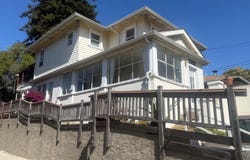 511 Capitola AVE, CAPITOLA, CA 95010