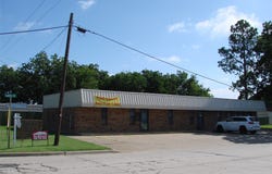 1700 Weaver, Gainesville, TX 76240