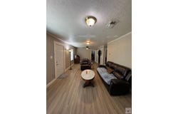9 Sherman, Hooks, TX 75561