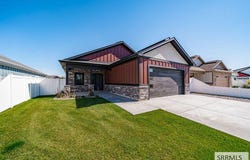 381 S Glade Loop, Idaho Falls, ID 83404