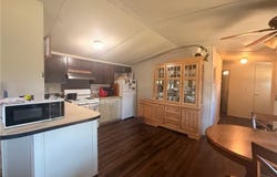 204 S Glass Street, Franklin, TX 77856
