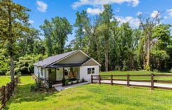 618 N STEWART Street, Quincy, FL 32351