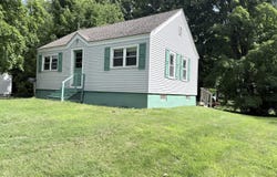 61 Park Street, Houlton, ME 04730