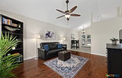 1015 E Yager Lane, Austin, TX 78753