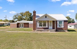 7038 75, Ider, AL 35981