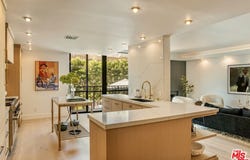 211 S Spalding Dr, Beverly Hills, CA 90212