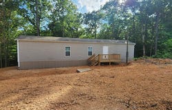 610 Alpine Rd, CAMDEN, TN 38320