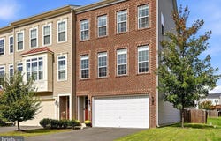 201 APSLEY Terrace, PURCELLVILLE, VA 20132