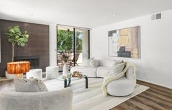 911 N Kings Rd, West Hollywood, CA 90069
