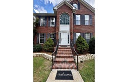 205 Drayton Way, Hodges, SC 29653