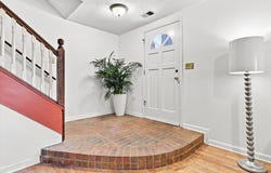 1642 RED BARN Dr, Memphis, TN 38016