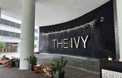 90 SW 3 ST, Miami, FL 33130