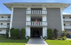 1201 Hillcrest Ct, Hollywood, FL 33021
