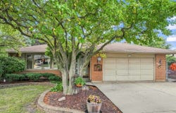 3310 Plum Grove Drive, Rolling Meadows, IL 60008