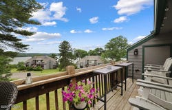 111 Green Circle, Paupack, PA 18451