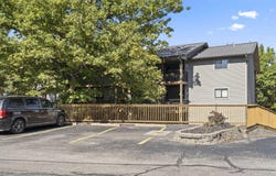 289 Notch Lane, Branson West, MO 65737