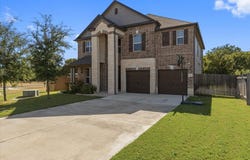 1901 Dragonfly Lp, Bastrop, TX 78602