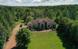 2545 A E Simmons Rd, Hessel, MI 49745
