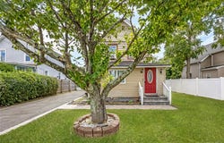 10 Brightside Avenue, Central Islip, NY 11722
