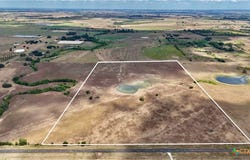 Fm 1891, Shiner, TX 77984