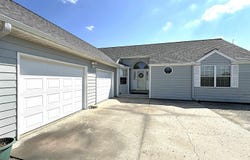 4535 SE 69th St, Berryton, KS 66409